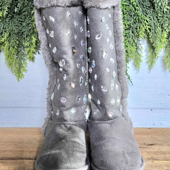 Size 9 Gray Jewel Faux Fur Shimmer Justice Boots - Picture 2 of 6
